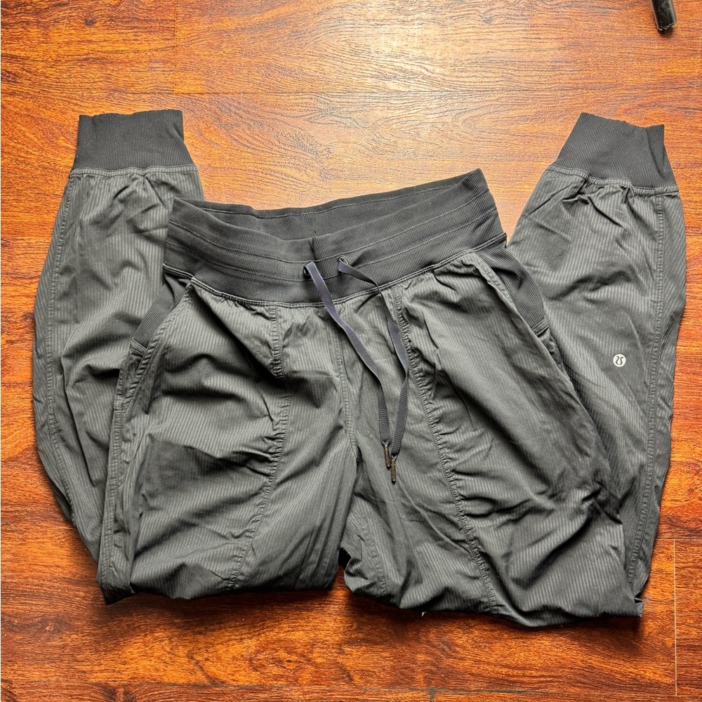 Lululemon Dance Studio Black Ruched Athletic Pants Unlined